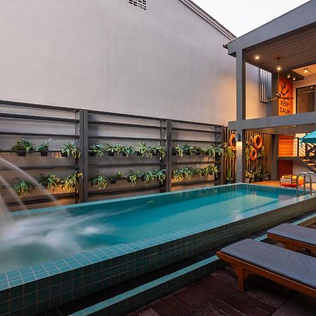 Recenta Style Phuket Town Hotell Exteriör bild