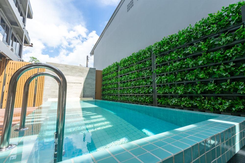 Recenta Style Phuket Town Hotell Exteriör bild