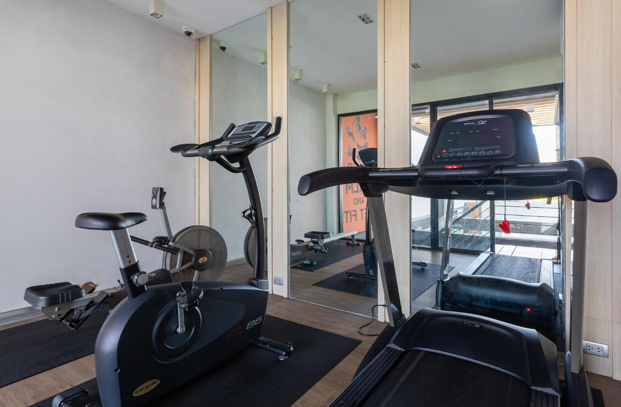 Recenta Style Phuket Town Hotell Exteriör bild
